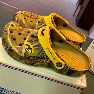 Duck Commander Crocs